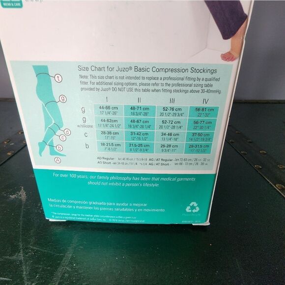 Juzo Basic Knee High 15-20mmHg Black III - Picture 5 of 7